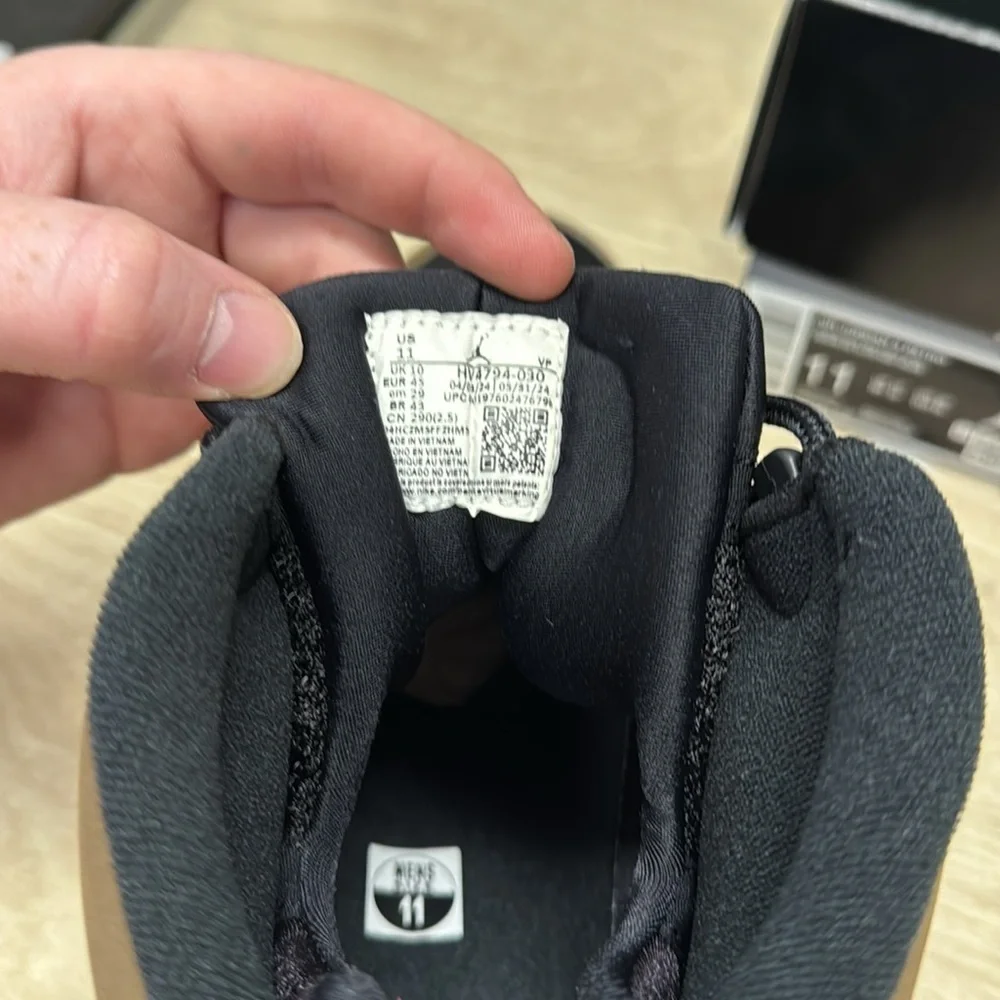 Jordan 9 Retro - M11